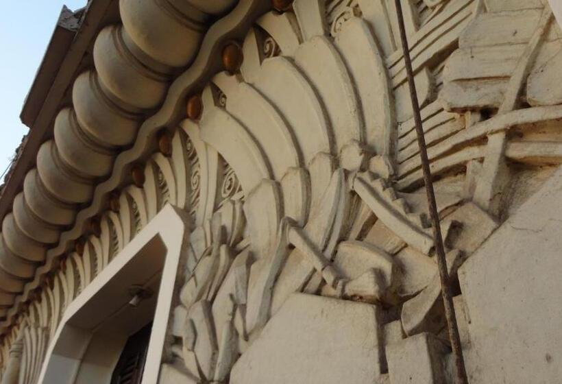 اتاق استاندارد, Cecilia Hostel