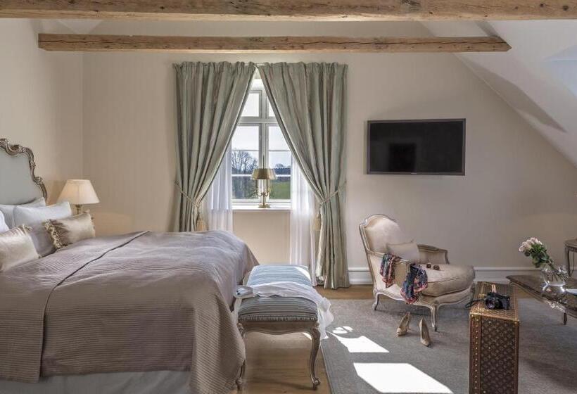 سوییت جونیور, Kokkedal Slot Copenhagen