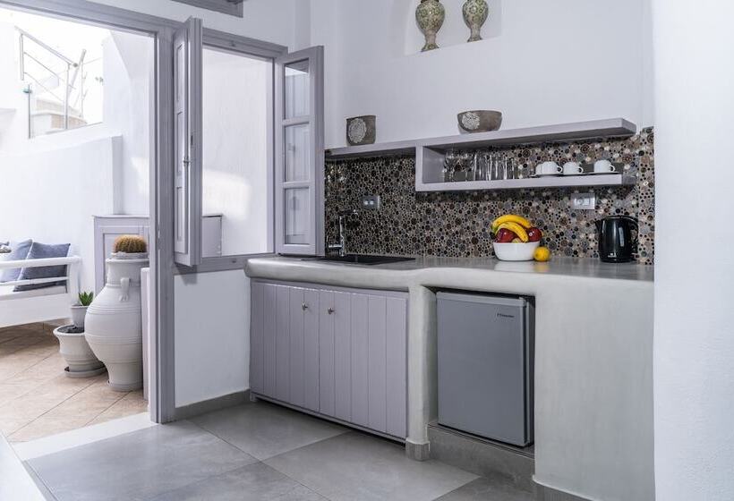 سوییت با استخر, Nefeli Homes   Adults Only