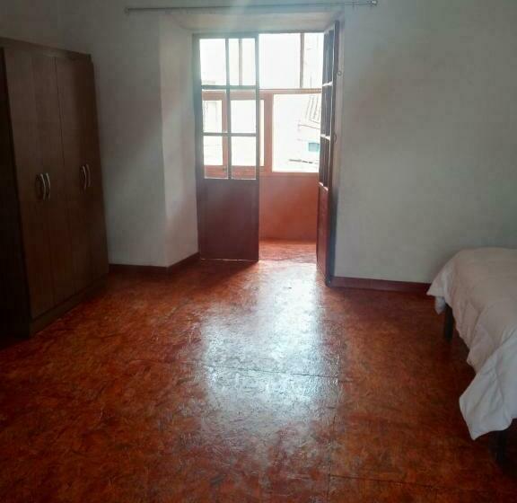 اتاق لوکس با بالکن, Barrio Inka B&b