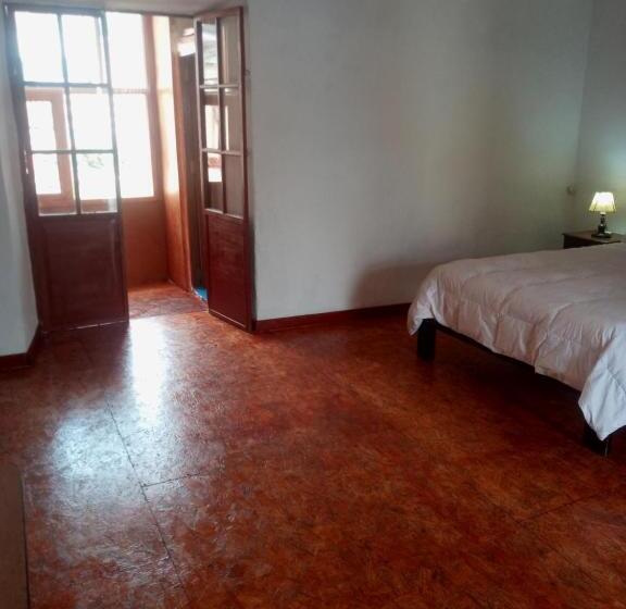 اتاق لوکس با بالکن, Barrio Inka B&b