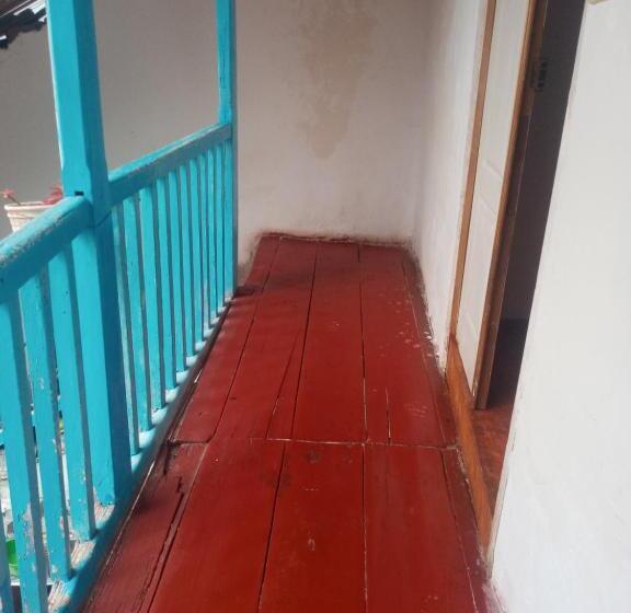 اتاق لوکس با بالکن, Barrio Inka B&b