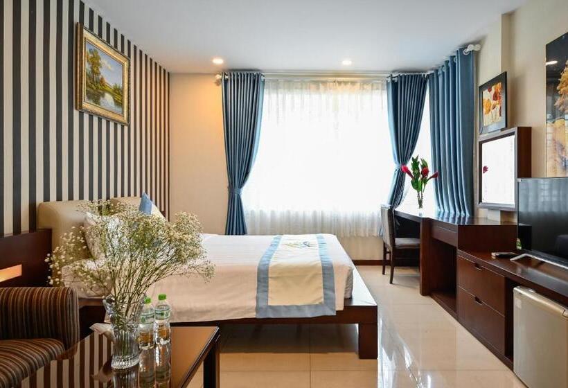 استودیو استاندارد با بالکن, Laguna