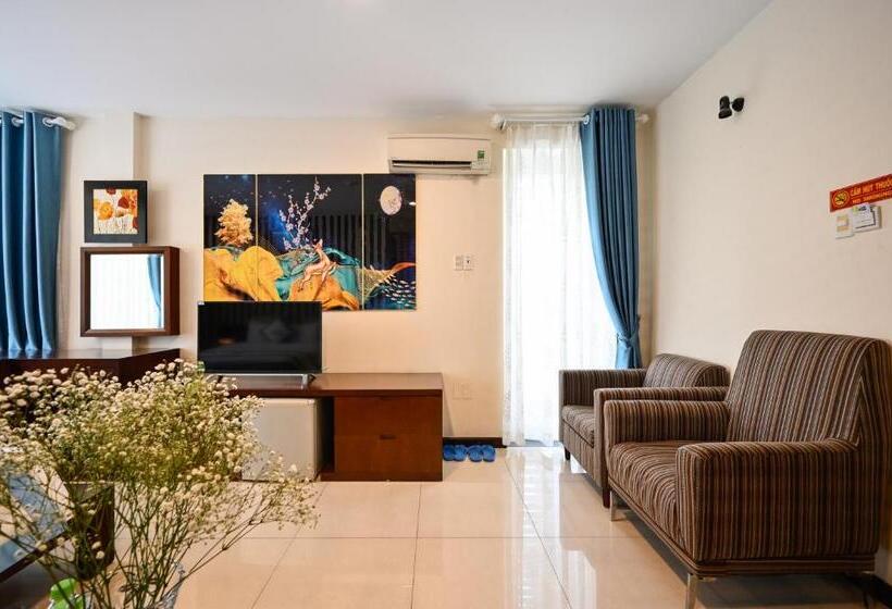 استودیو استاندارد با بالکن, Laguna