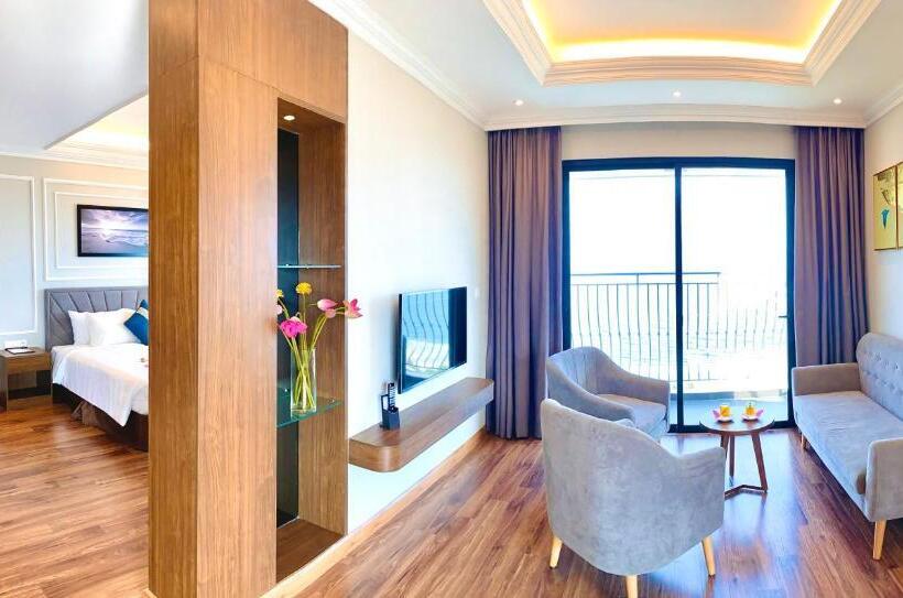 سوییت با چشم‌انداز دریا, Vipol Mui Ne Hotel & Spa