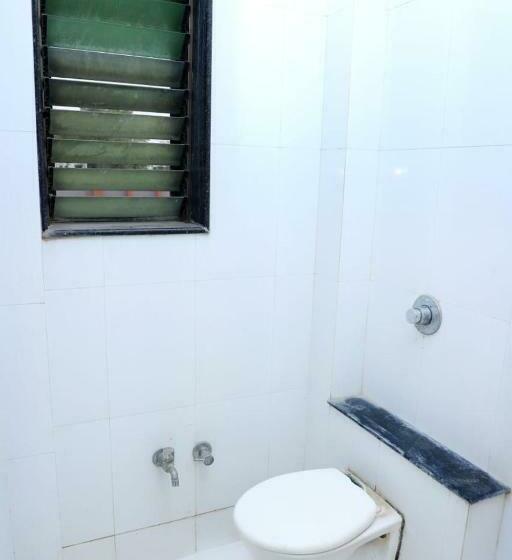 标准间, Annapura Residency, Chalisgaon