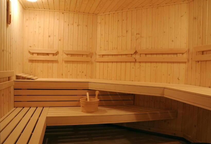استودیوی استاندارد, Europejski Boutique