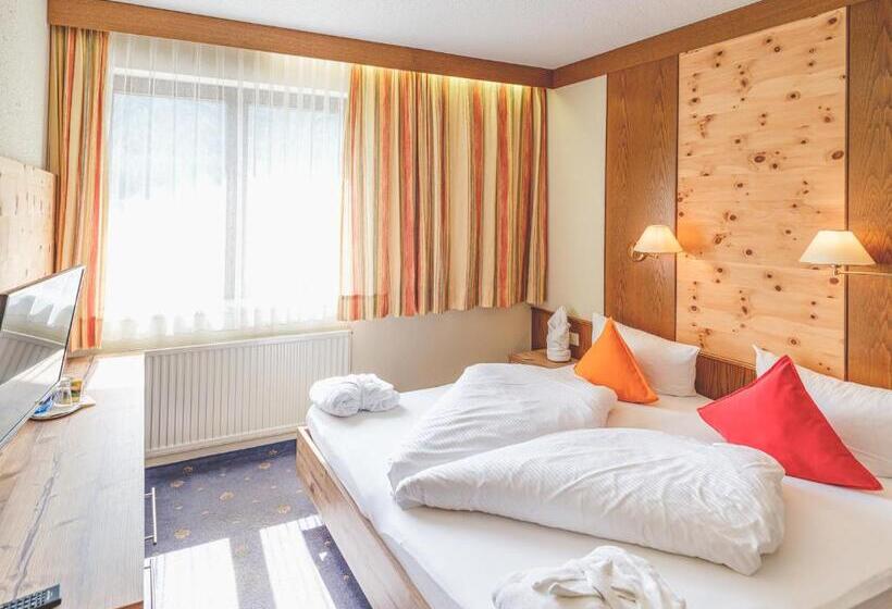 Семейный Номер, Styrolerhof