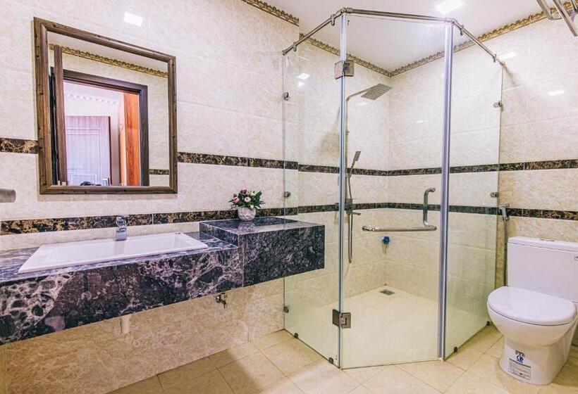 اتاق خانوادگی با چشم‌انداز دریا, Maldives Hotel   Flc Sầm Sơn