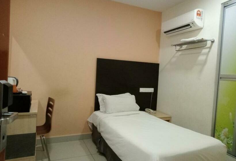 اتاق استاندارد یک نفره, Avenue Bangi