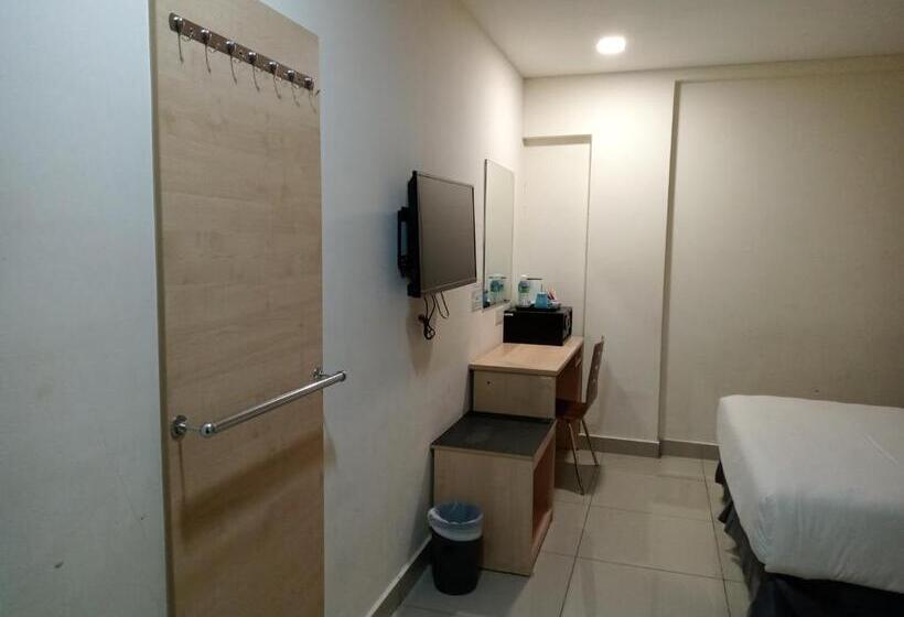اتاق استاندارد, Avenue Bangi