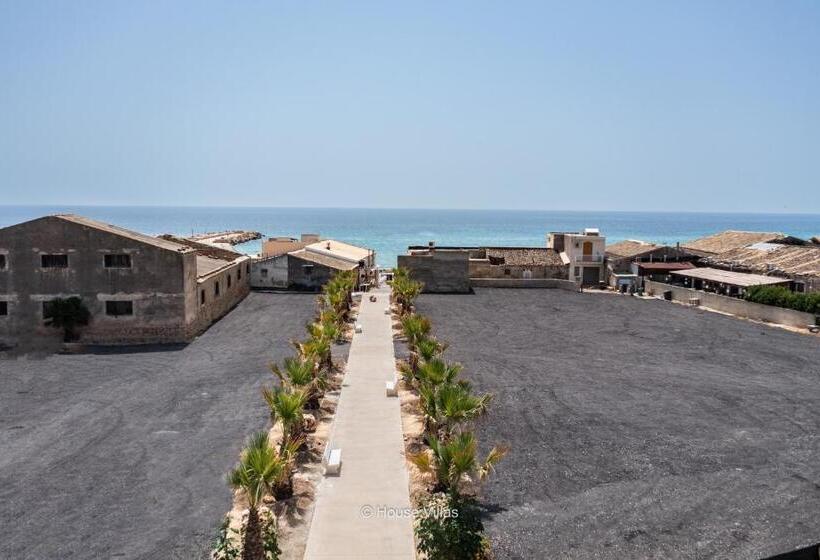 بانگلوی استاندارد, Residence Il Borgo
