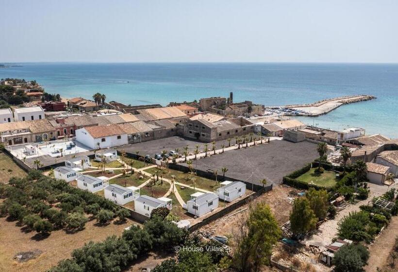 بانگلوی استاندارد, Residence Il Borgo