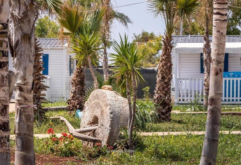 بانگلوی استاندارد, Residence Il Borgo