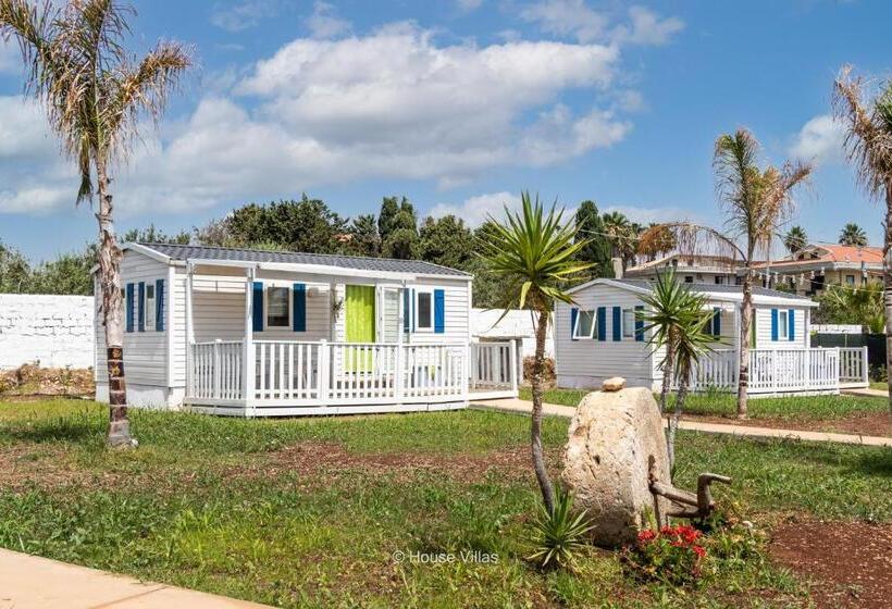 بانگلوی استاندارد, Residence Il Borgo