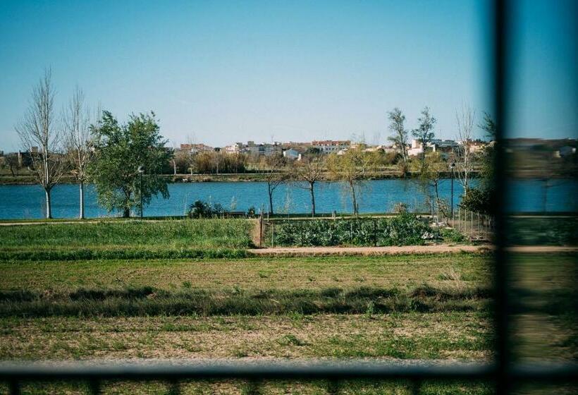 اتاق سوپریور با چشم‌انداز رودخانه, L Hotelet Del Delta   Adults