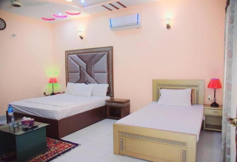 اتاق لوکس سه تخته, Shaheen Continental Multan