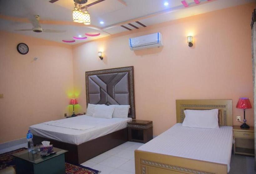 اتاق لوکس سه تخته, Shaheen Continental Multan