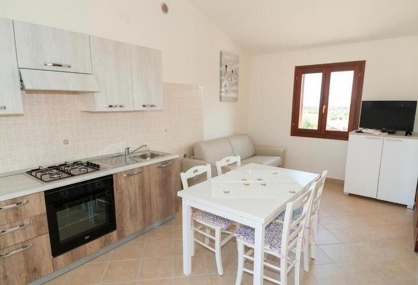 Apartamento 2 Dormitórios, Corte Di Gallura