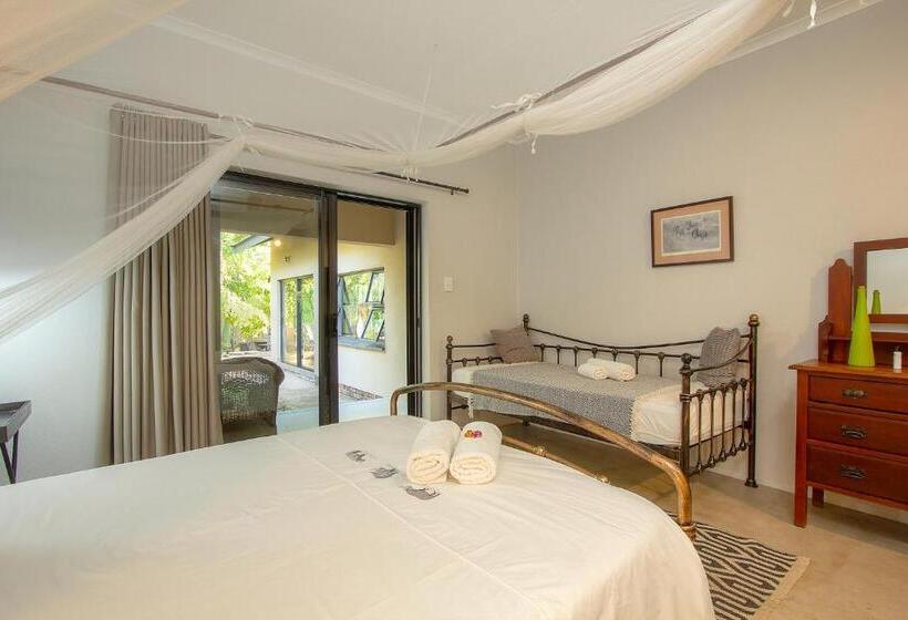 اتاق استاندارد سه تخته با چشم‌انداز باغ, Thornforest Luxury Bush Lodge