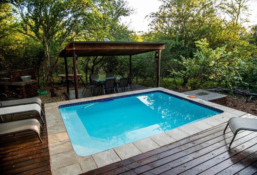 اتاق استاندارد سه تخته با چشم‌انداز باغ, Thornforest Luxury Bush Lodge