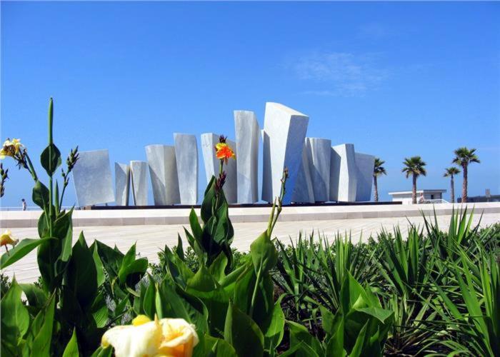 اتاق استاندارد سه نفره, Vera