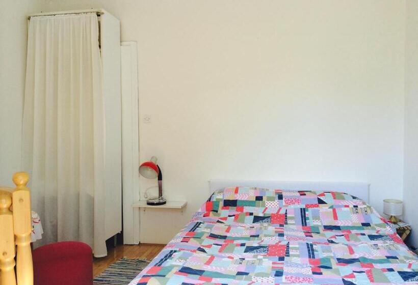 اتاق استاندارد یک نفره, Tourist Rooms Sajovic