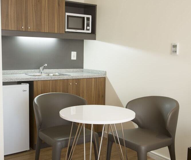 Трехместный Номер Deluxe, Regency Way Montevideo