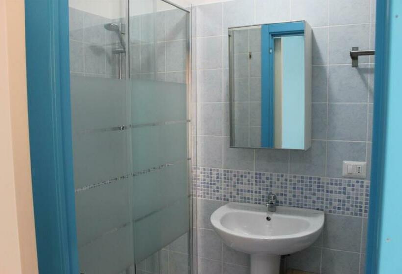 اتاق استاندارد یک نفره, Bed & Breakfast 21