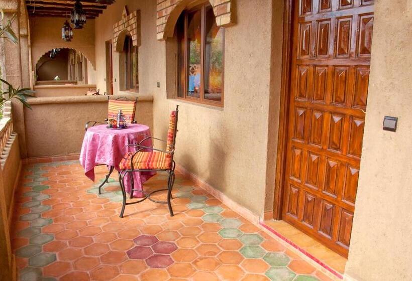 Номер Стандарт Трехместный, Kasbah Yasmina