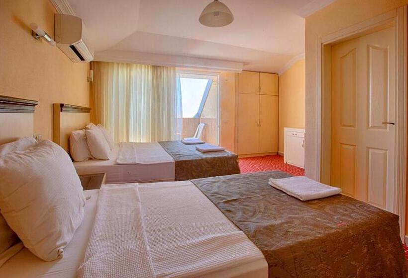 اتاق استاندارد سه نفره, Azak Blue Otel
