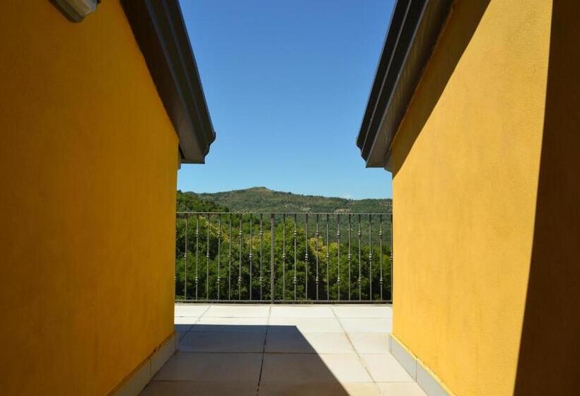 Номер Стандарт с Террасой Вид на Сад, Casa Vacanze Santa Lucia