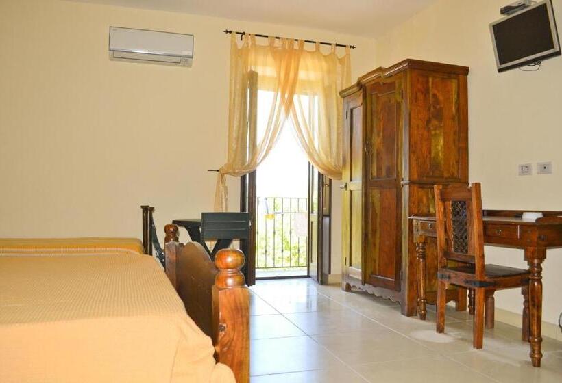 스탠다드 트리플 룸, Casa Vacanze Santa Lucia
