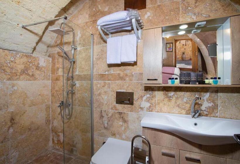 خانه 1 خوابه, Peri̇ Cave Konak