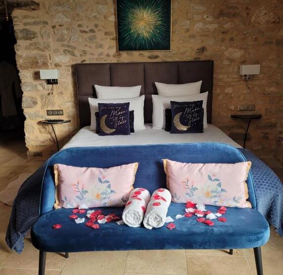 Стандартный Номер Кровать Кинг, Chambre D Hôte Avec Spa Privatif Domaine Les Nuits Envôutées   Gard
