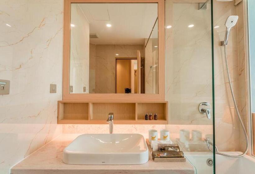 اتاق استاندارد با چشم‌انداز دریا, Canary Gold Hotel Quy Nhơn