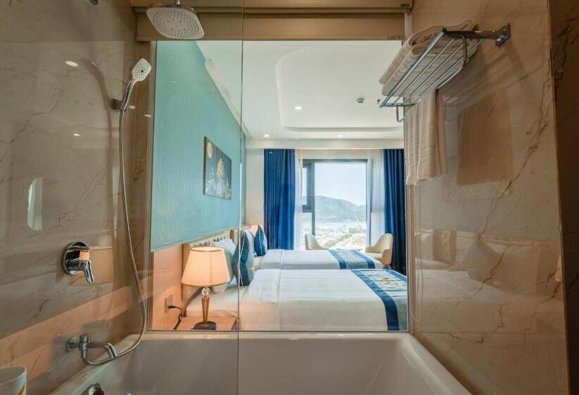 اتاق استاندارد با چشم‌انداز دریا, Canary Gold Hotel Quy Nhơn