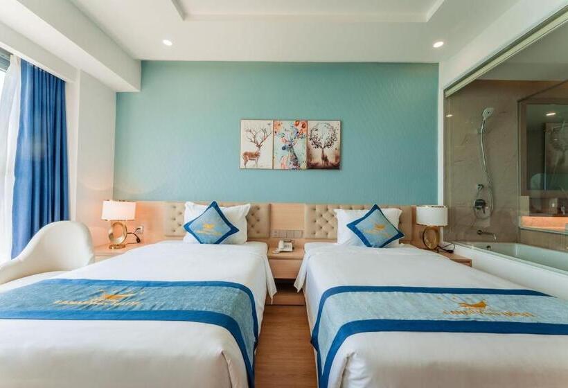 اتاق لوکس با چشم‌انداز دریا, Canary Gold Hotel Quy Nhơn