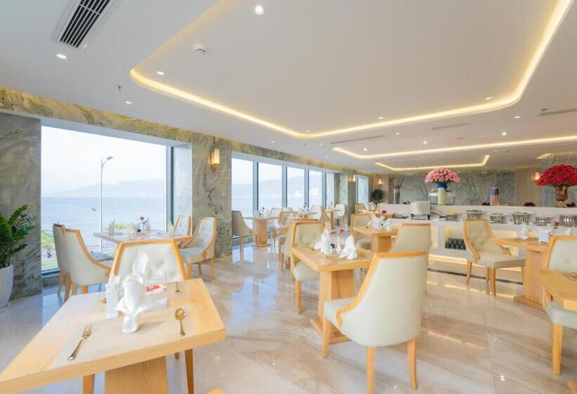 اتاق لوکس با چشم‌انداز دریا, Canary Gold Hotel Quy Nhơn