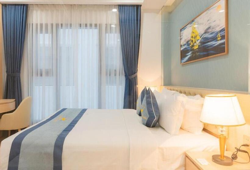 اتاق خانوادگی, Canary Gold Hotel Quy Nhơn