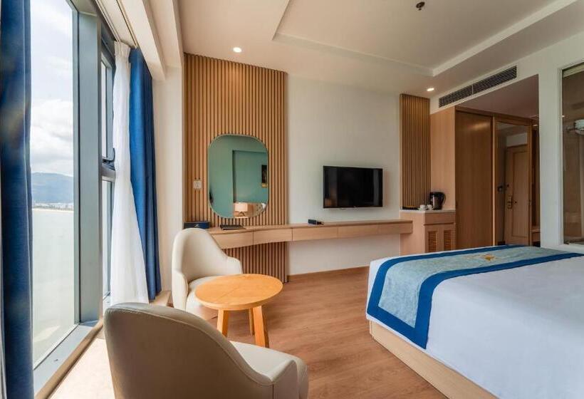 اتاق لوکس با چشم‌انداز دریا, Canary Gold Hotel Quy Nhơn