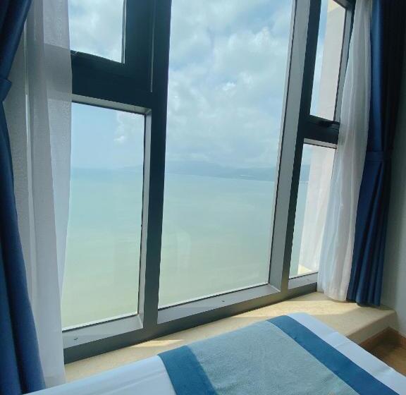 اتاق لوکس با چشم‌انداز دریا, Canary Gold Hotel Quy Nhơn