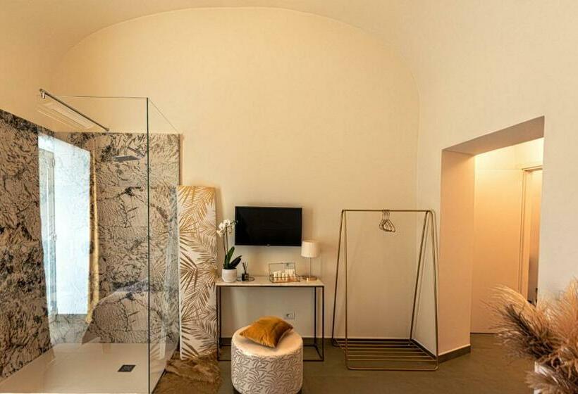 带大床的套房, Terra Mia Suite