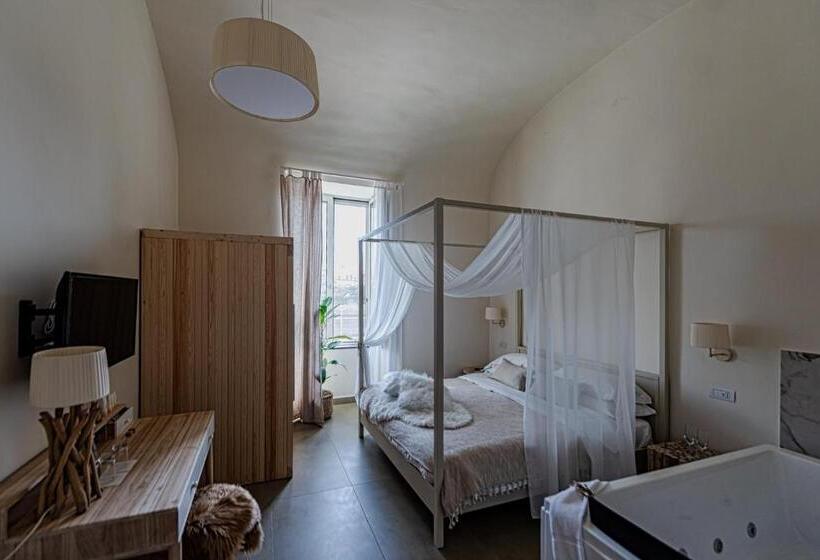 小型套房, Terra Mia Suite