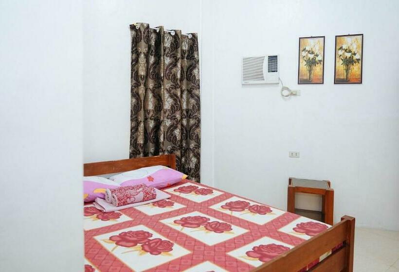 اتاق استاندارد, C Star Travellers Inn