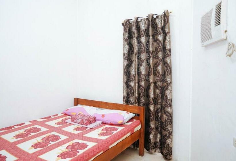 اتاق استاندارد, C Star Travellers Inn