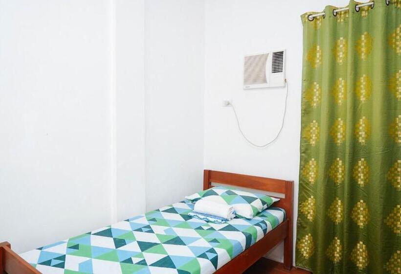 اتاق استاندارد سه نفره, C Star Travellers Inn