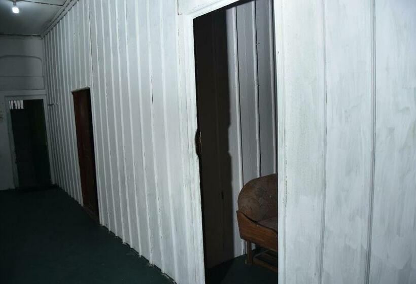 Номер Стандарт, Bababora House