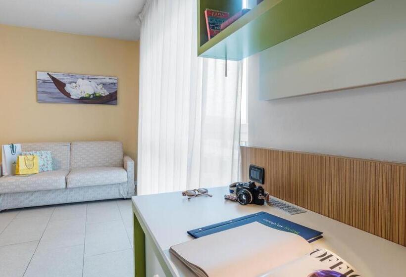 اتاق استاندارد سه نفره, Camplus Turro   Casa Per Ferie