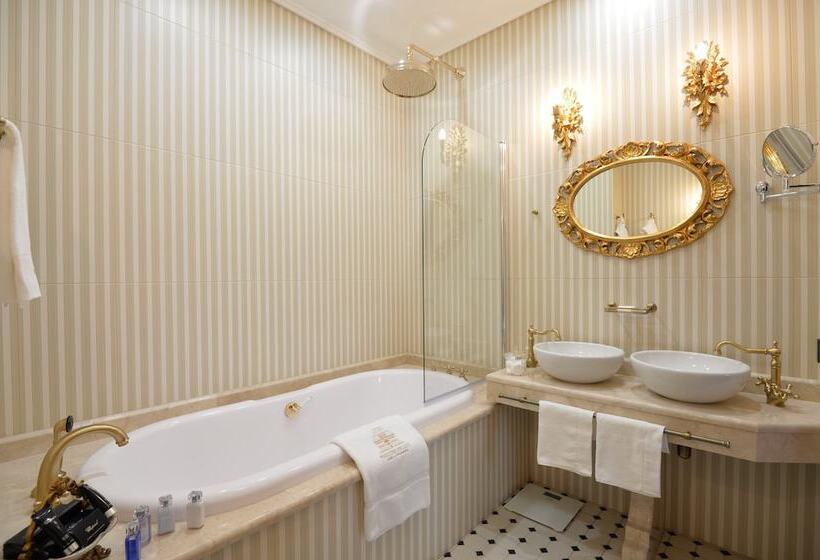 سوییت جونیور, Trezzini Palace Boutique